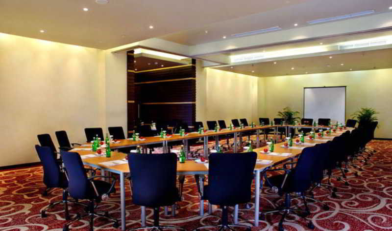Atria Residences Gading Serpong Тангеранг Екстериор снимка