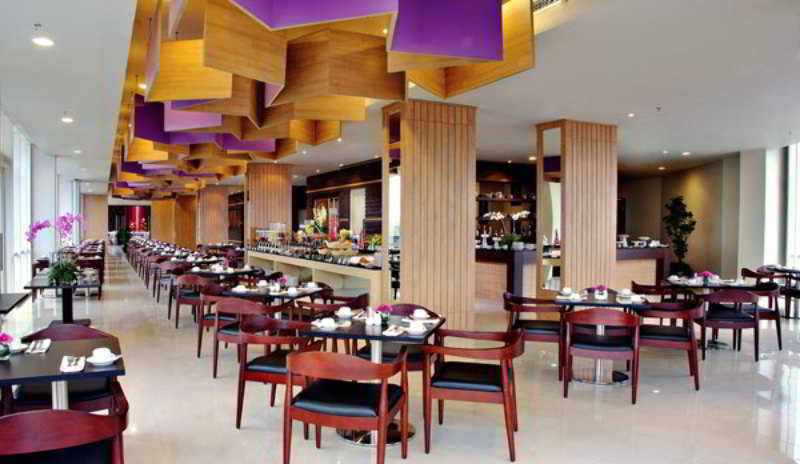 Atria Residences Gading Serpong Тангеранг Екстериор снимка