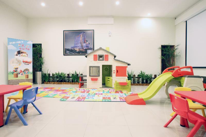 Atria Residences Gading Serpong Тангеранг Екстериор снимка